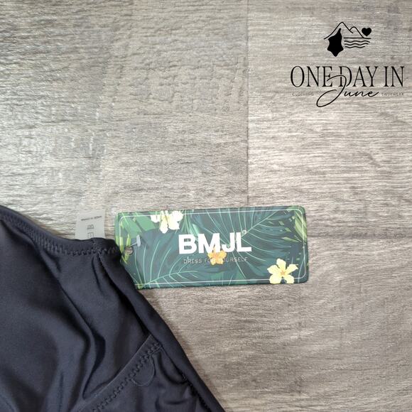 Blooming Jelly Tummy Control Strappy Back One Piece Swimsuit Size M - Picture 4 of 7